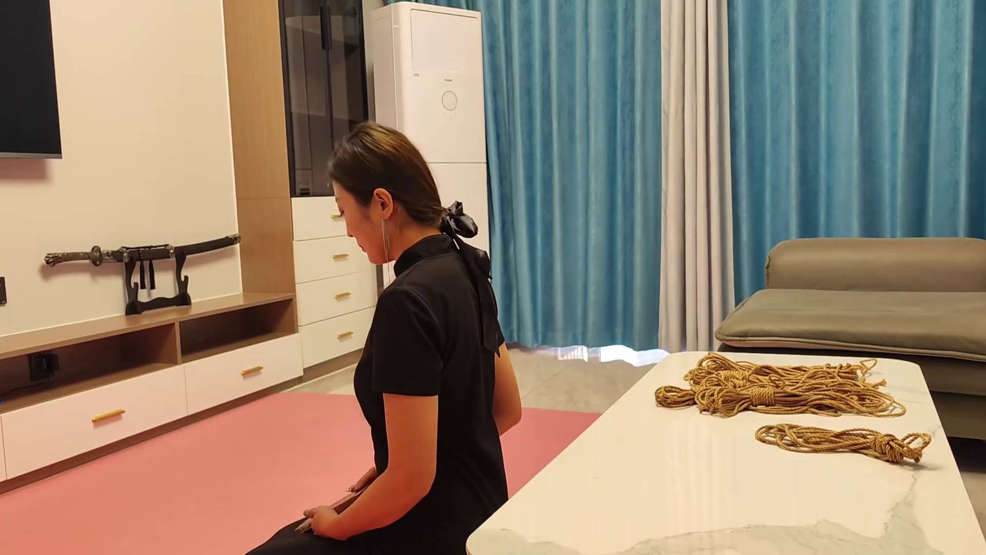 李大侠原创 佳佳紧缚训练一