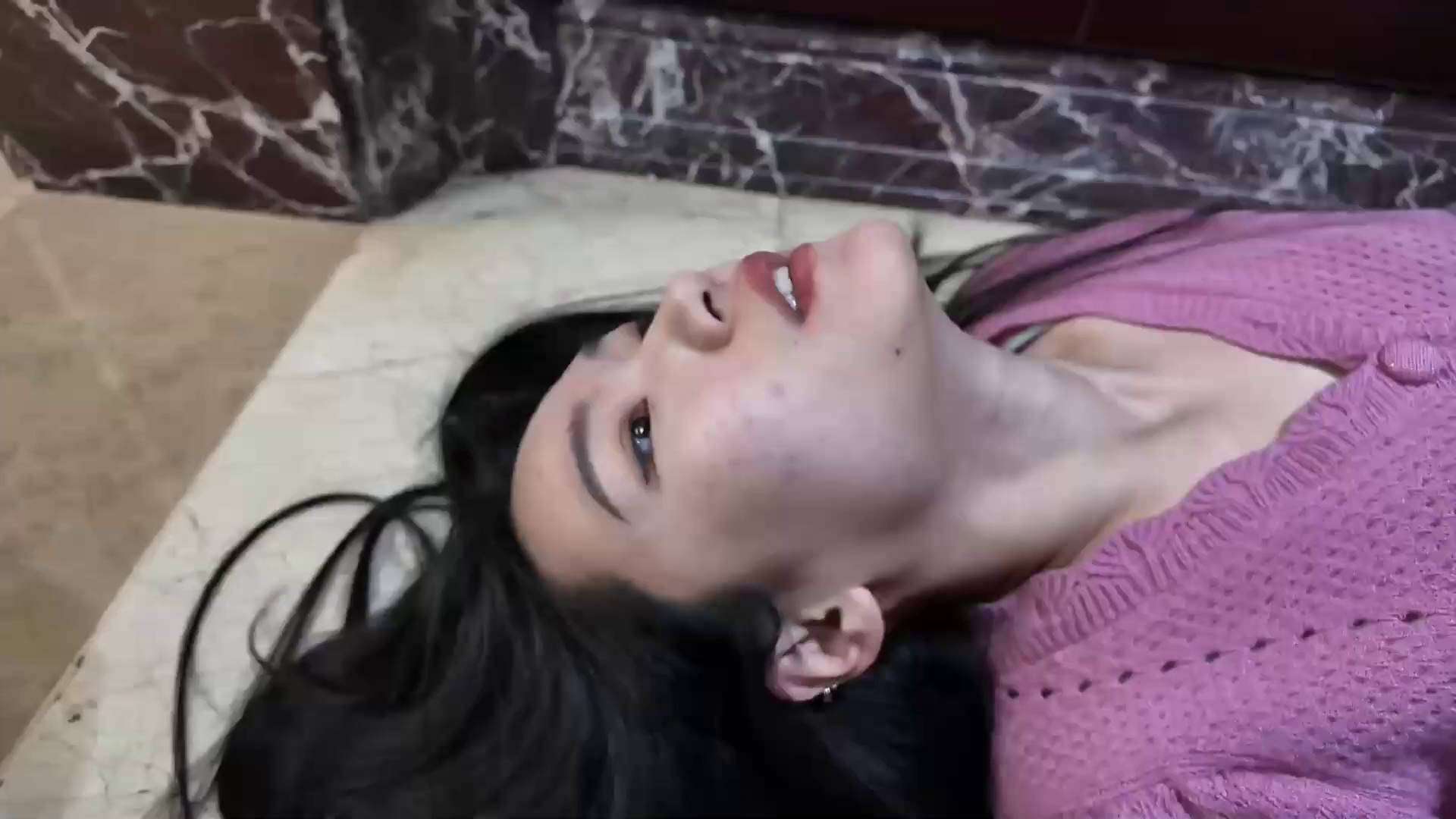 枫叶原创 丝袜推销之劫（下）