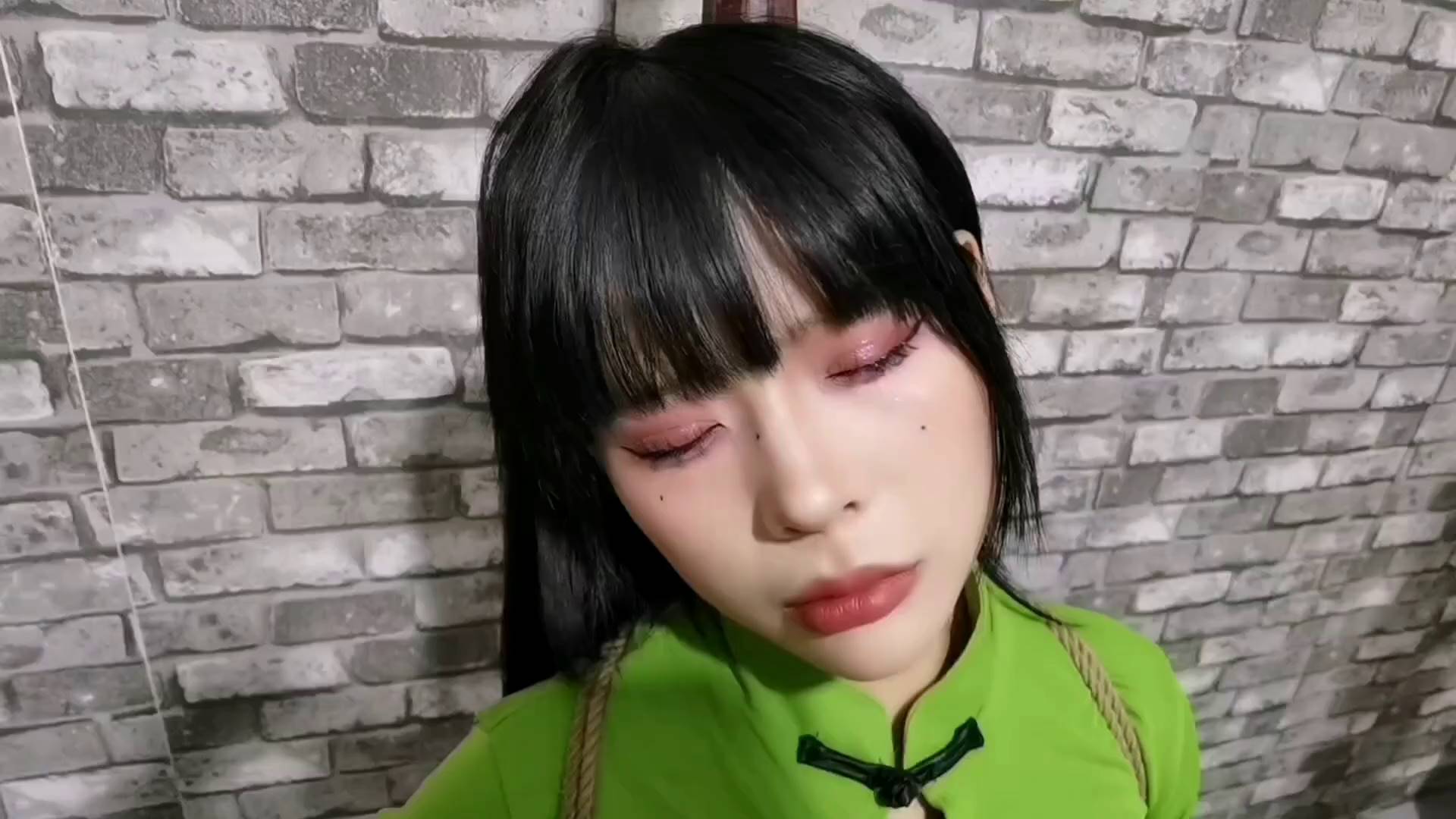 飞天原创 女特工被擒获,敌方对她严刑拷打,始终不承认,最后被枪杀