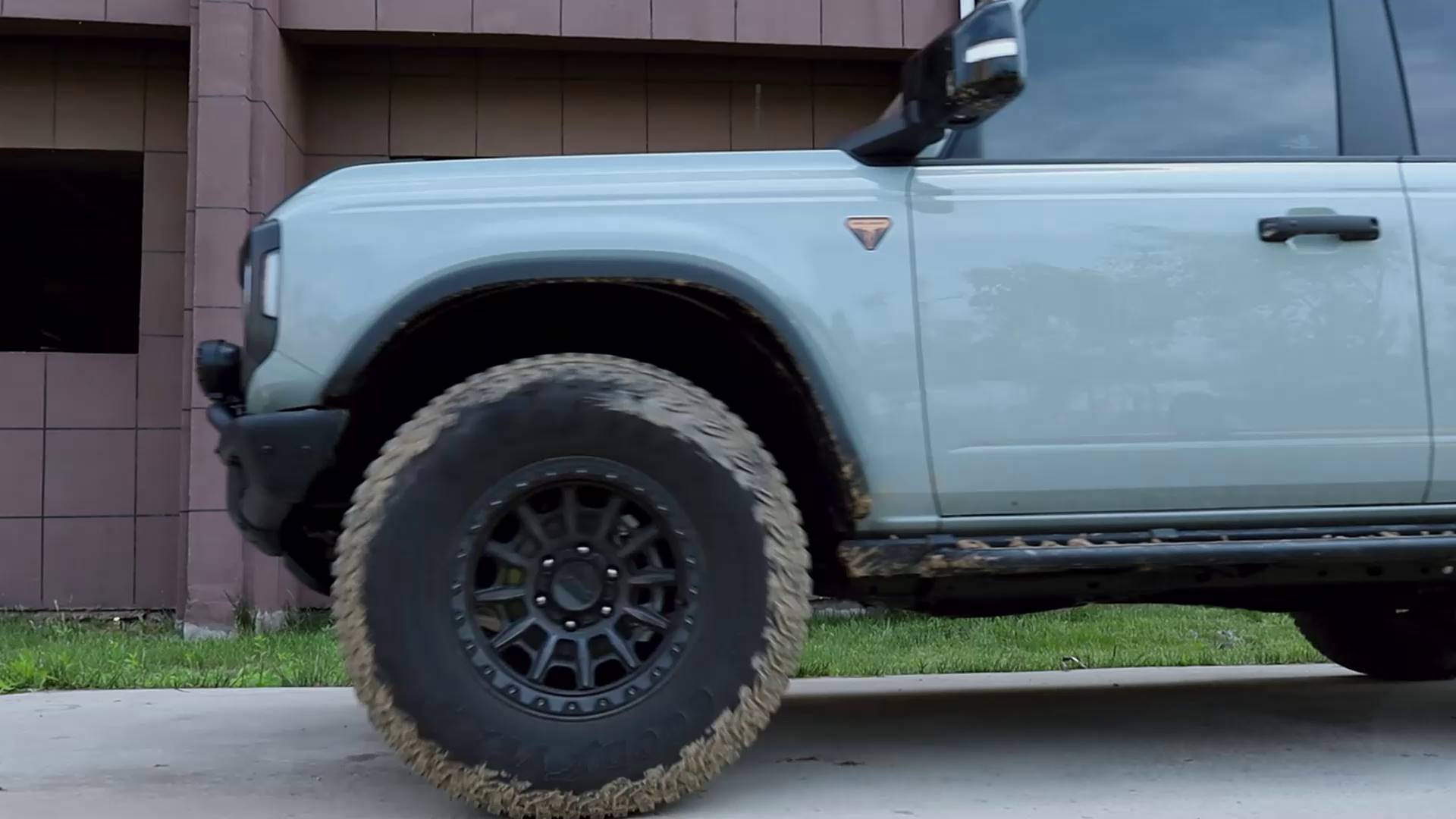 半岛束艺 定拍危险游戏~苏子