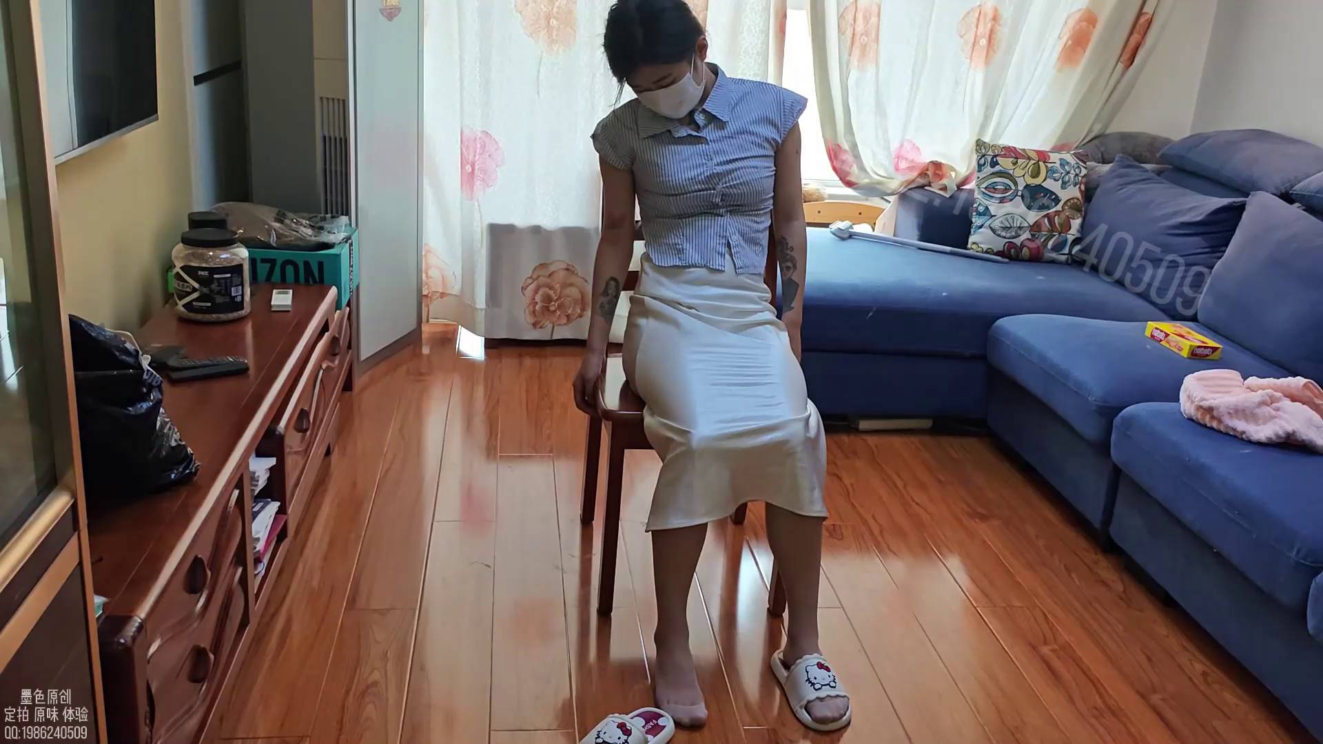 墨色原创 剧情独居女孩被入室绑架捂晕 醒来挣脱逃跑又被再次捂晕捆绑