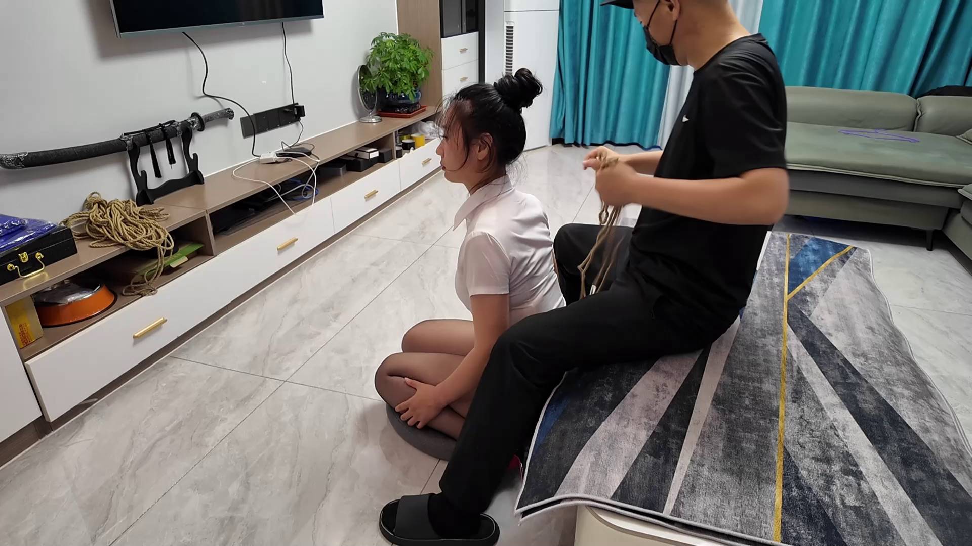 李大侠原创 紫涵日式驷马