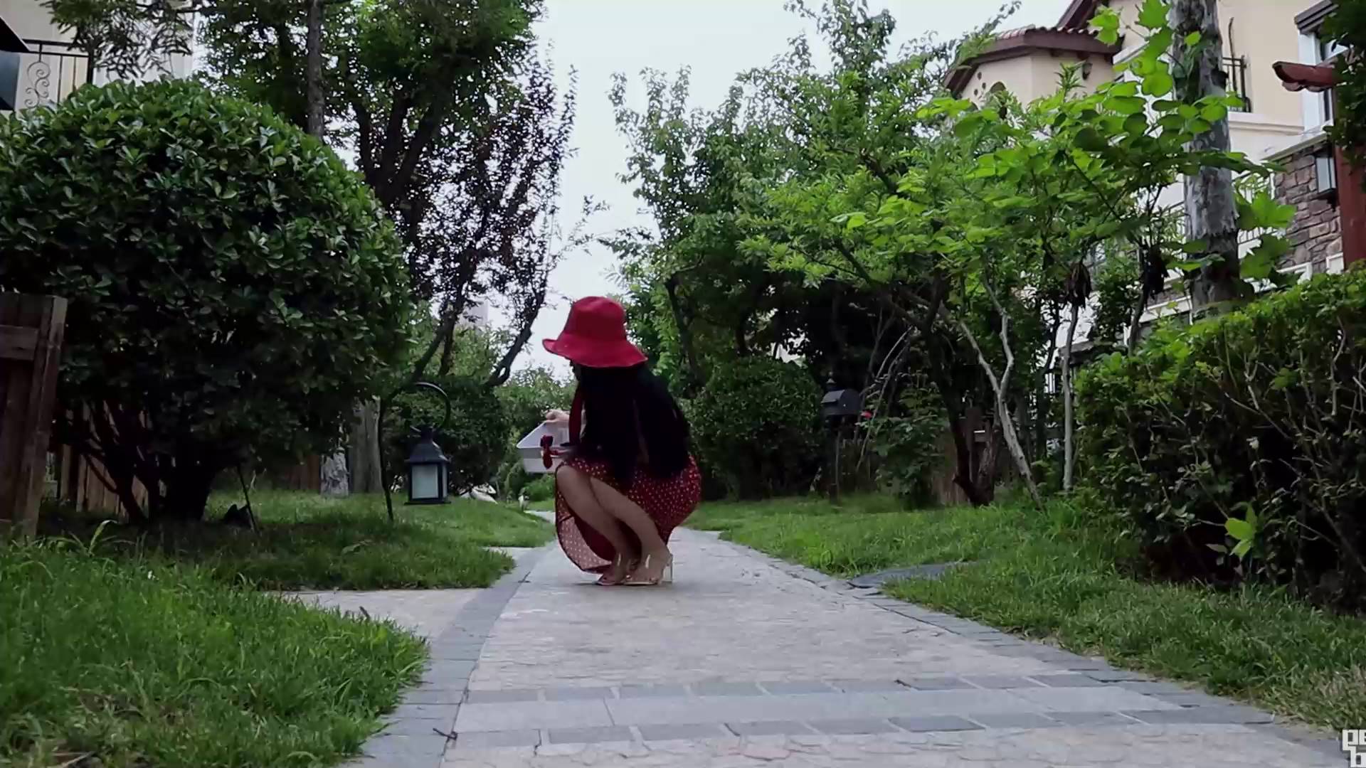半岛束艺 小红帽的故事~萨蒂